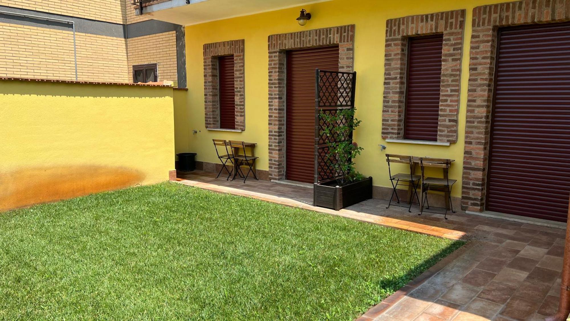 Guest House Le Gemelle Vagabonde Fiumicino Exterior photo